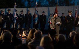 O godz. 18 rozpoczną się uroczystościi pod pomnikiem Polski Walczącej na Kopcu Powstania Warszawskie