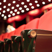 Teatry apelują o dalsze otwarcie
