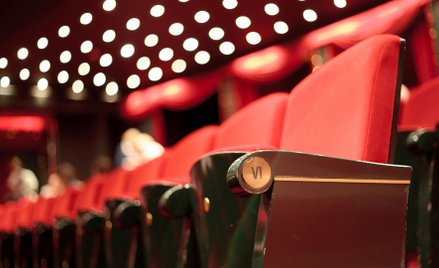 Teatry apelują o dalsze otwarcie