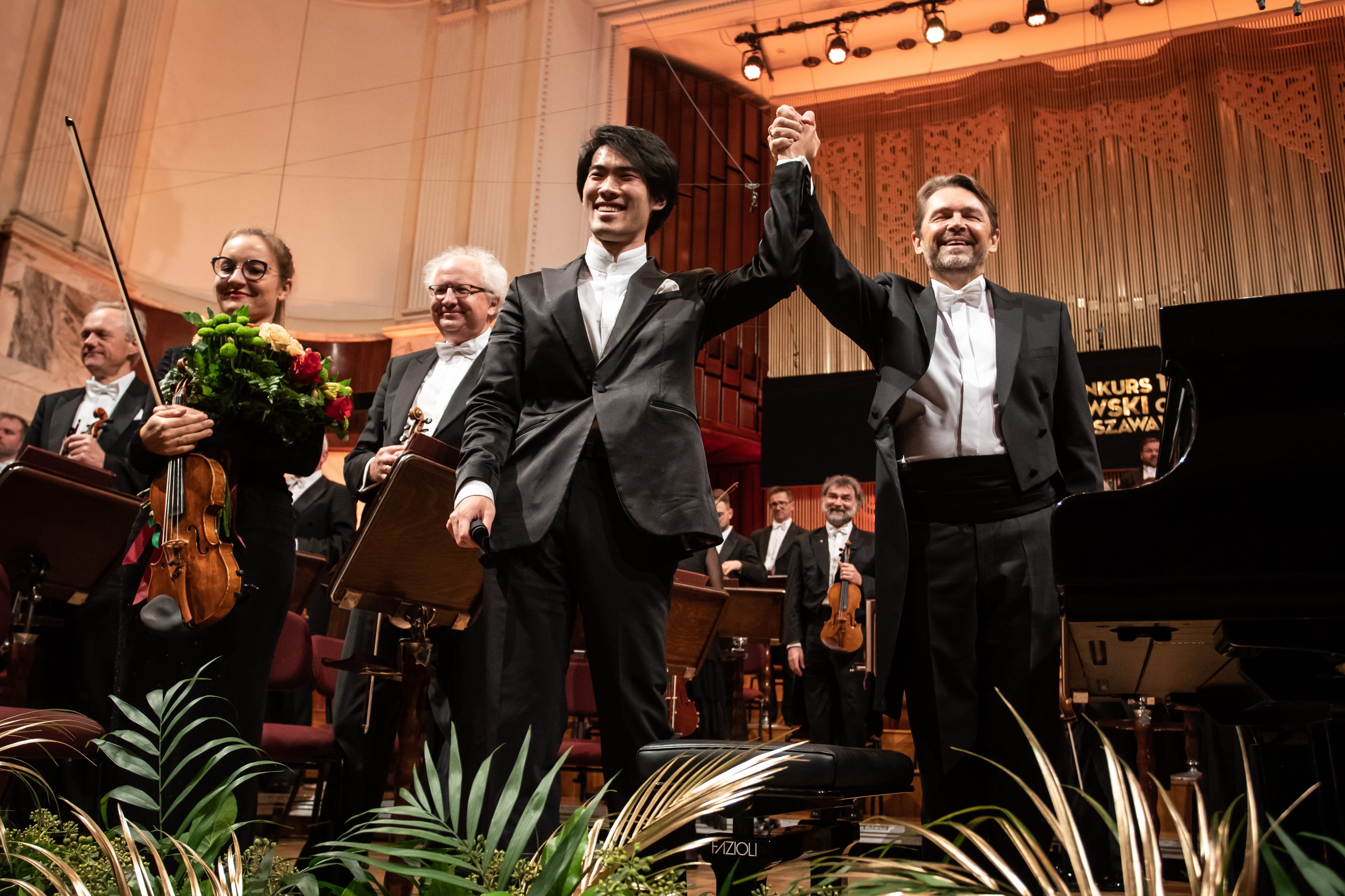 Zwycięzca Bruce Liu jest zapracowany, ale nie narzeka