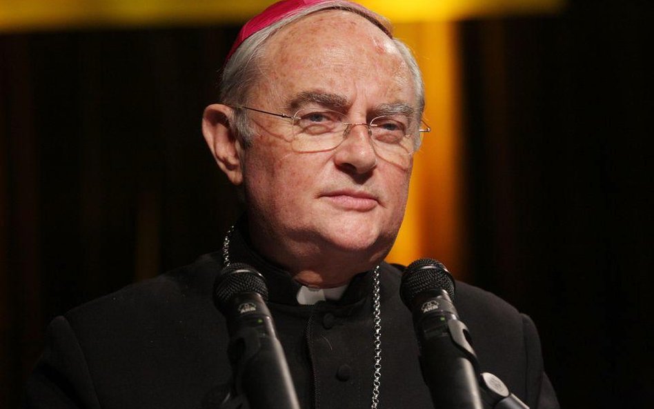 Abp Henryk Hoser, przewodniczący Zespołu Ekspertów Episkopatu ds. Bioetycznych