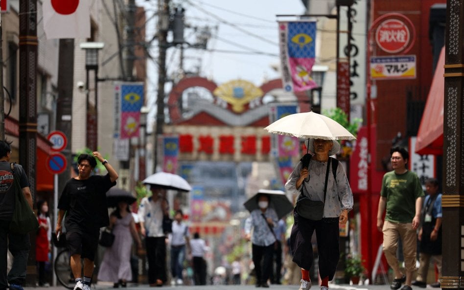 Liczba mieszkańców Japonii spadła poniżej 120 mln