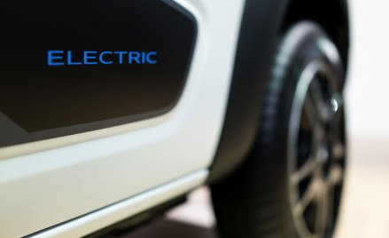 Baterie do e-aut pociągnęły eksport
