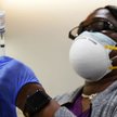 Koronawirus. USA: Ile osób zmarło po COVID-19 mimo zaszczepienia?