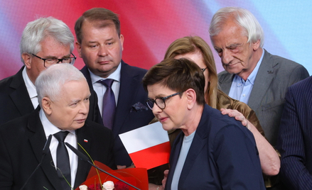 Partia Jarosława Kaczyńskiego (z lewej) w Małopolsce jest głęboko podzielona między frakcje Beaty Sz