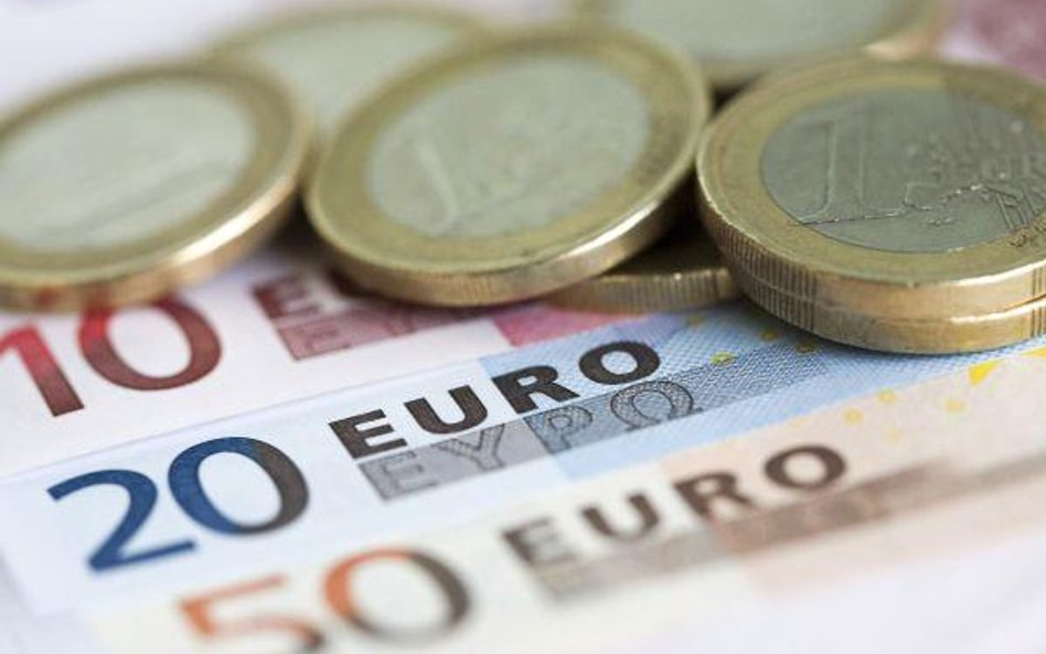 Euro traci na wartości już trzeci dzień z rzędu