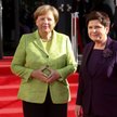 Kanclerz Niemiec Angela Merkel (L) powitała premier Beatę Szydło (P) przybyłą do Hanoweru