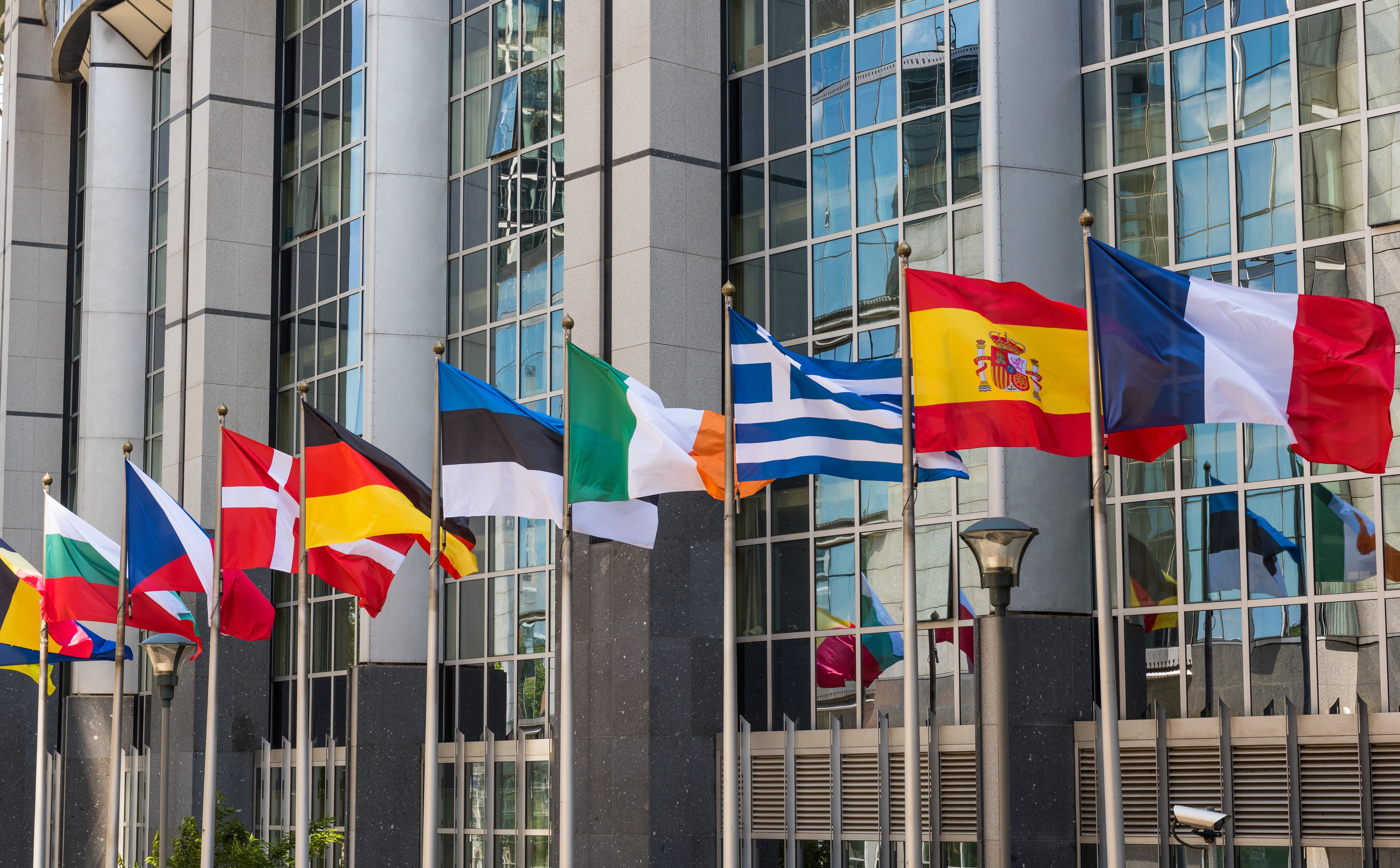 Unia Europejska: Koniec z pieczątkami w paszportach i z nielegalnymi turystami