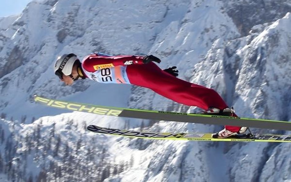 PŚ w skokach: Piotr Żyła znowu na podium, trzecie miejsce w Planicy
