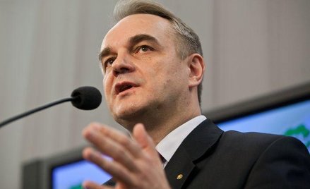 Waldemar Pawlak postuluje: paliwa powinny stanieć