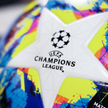 DataWalk pomoże UEFA w walce z korupcją. Kurs akcji rośnie