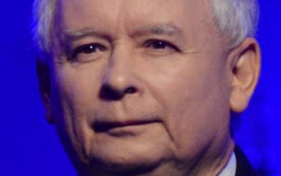 Najwięksi wygrani: Jarosław Kaczyński – jego partia bierze pełnię władzy w Polsce