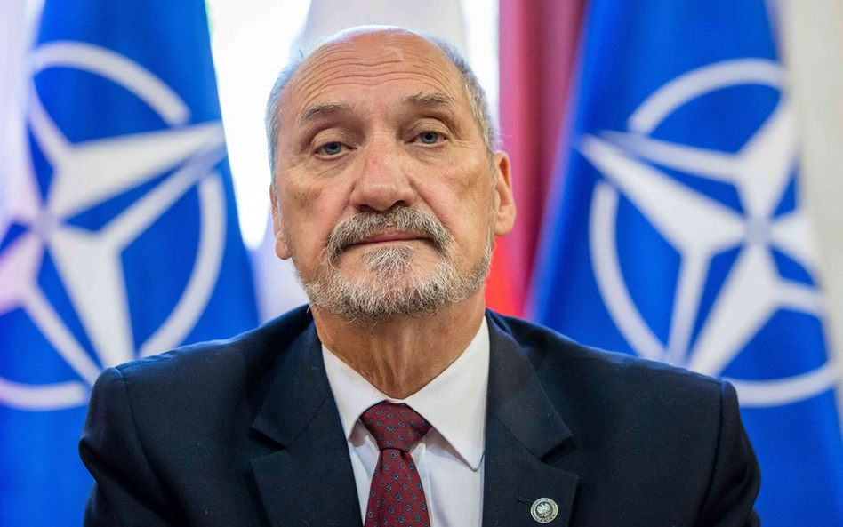 Antoni Macierewicz swoimi decyzjami budził duże emocje.
