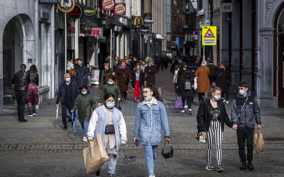 Epidemia w Europie: Gorzej w Holandii, Belgia goni Czechy