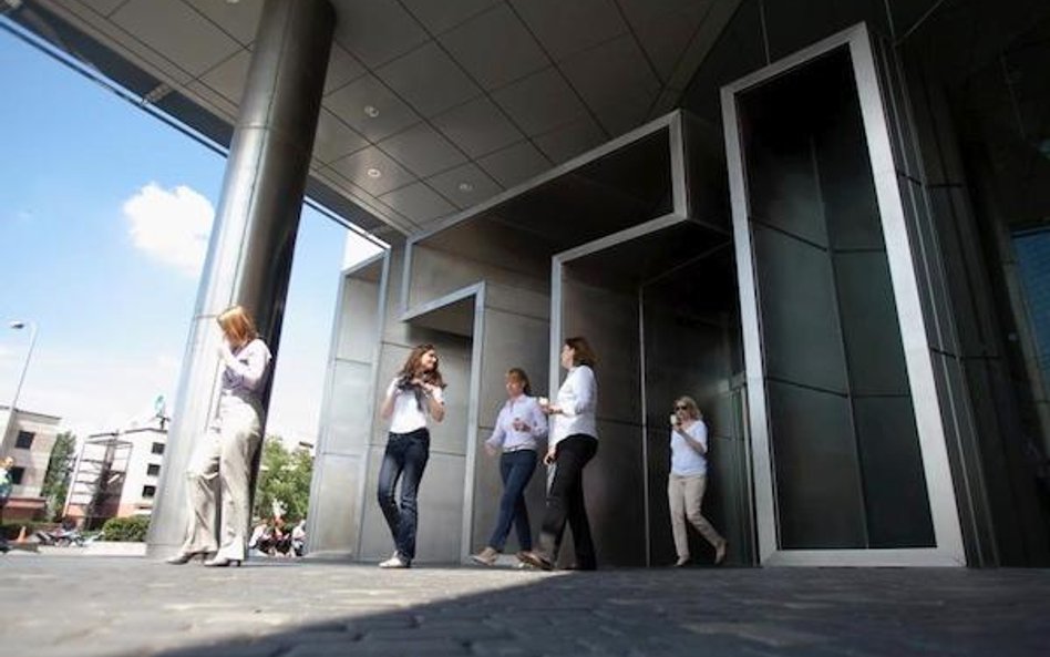 Kilkanaście firm wstępnie zainteresowane zakupem TVN
