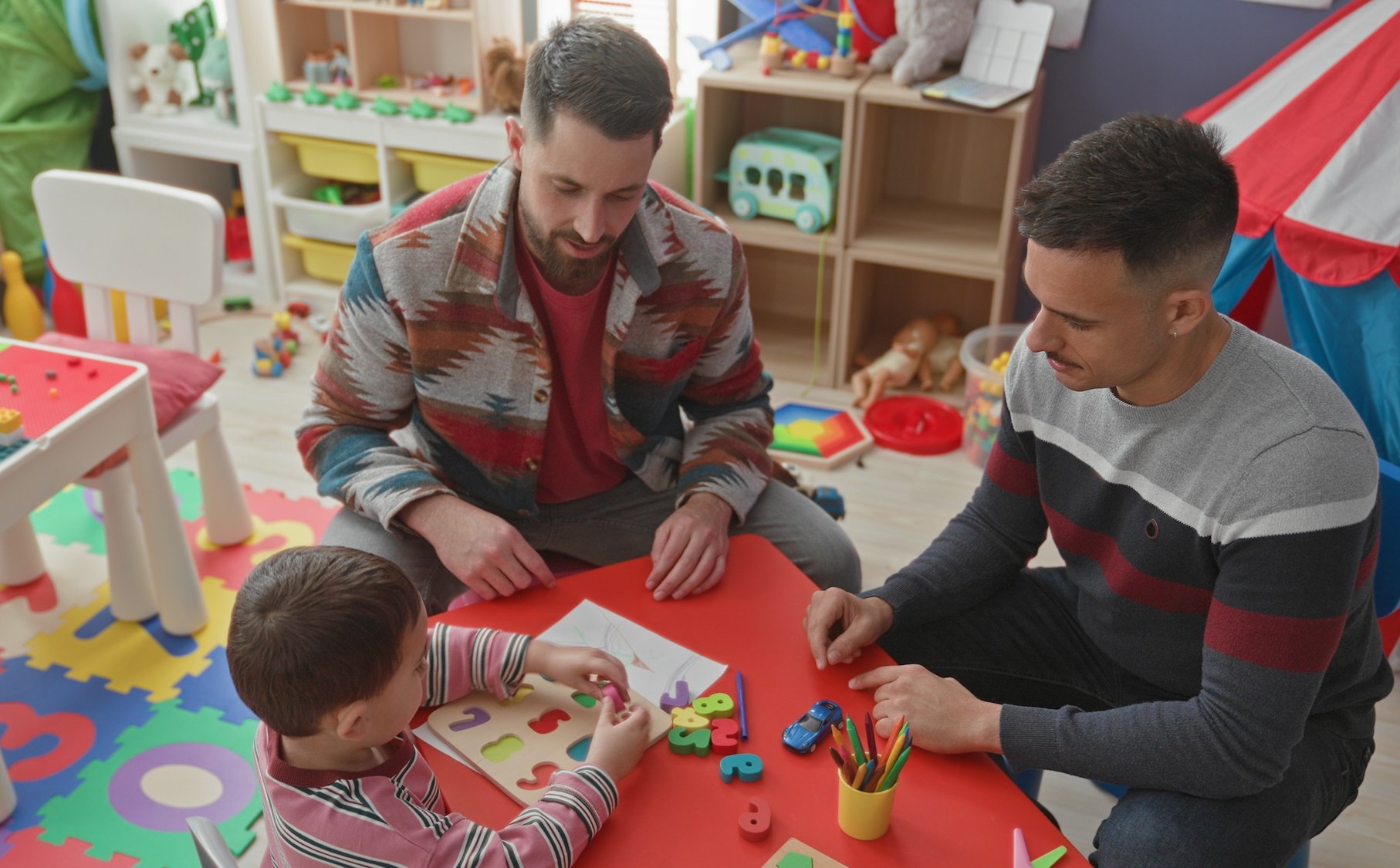 Can gay men become fathers in Poland? 1  of the leading LGBT organizations is fighting for this right.