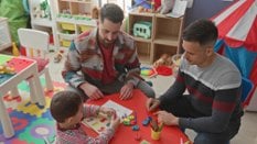 Czy geje mogą zostać w Polsce ojcami? Walczy o to jedna z głównych organizacji LGBT