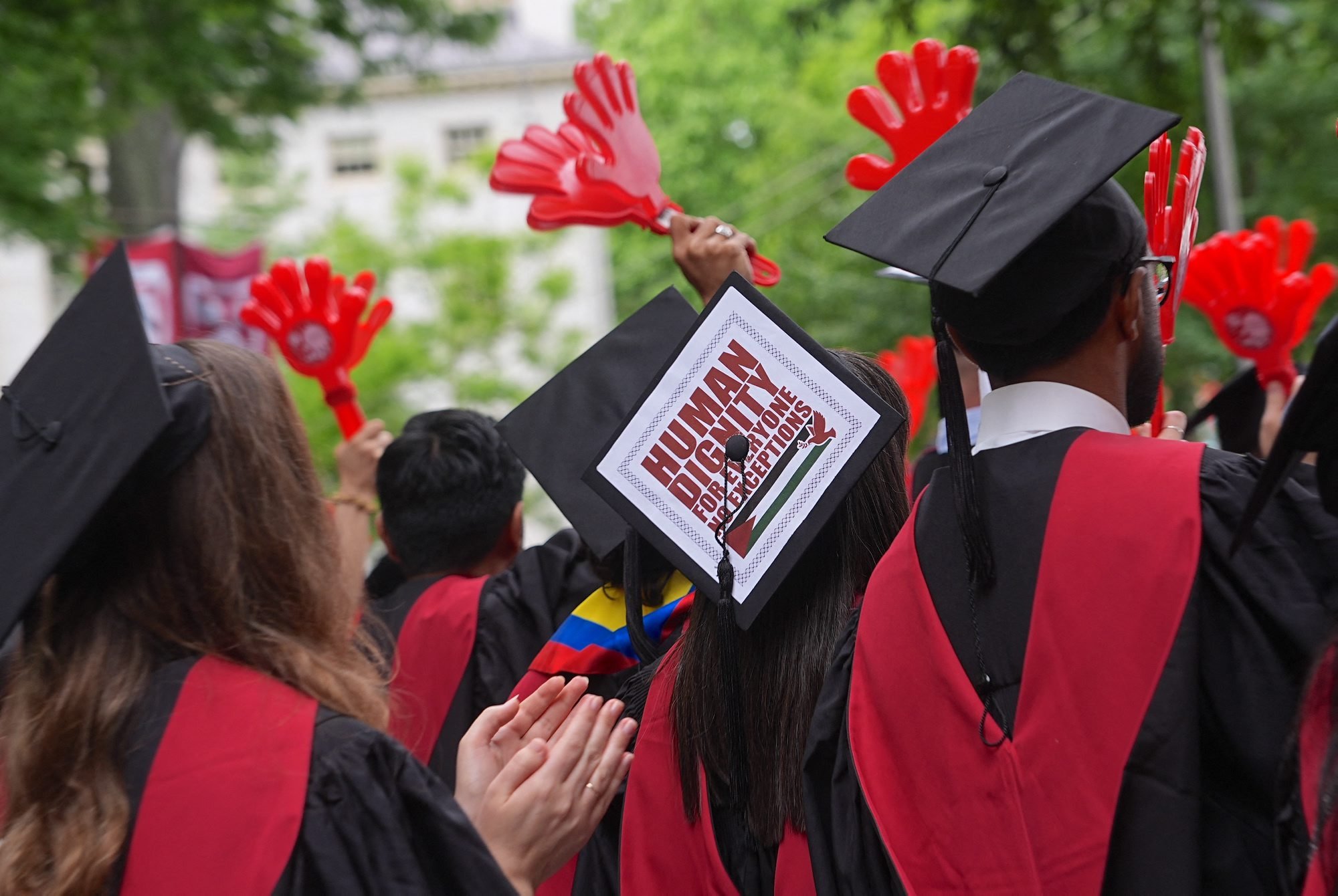 Amerykańska prawica odbija uniwersytety. Główna myśl: „osuszyć bagno”