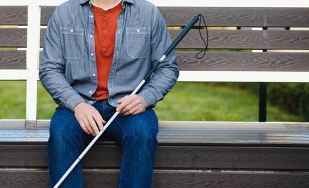 Niewidomy pytał o przystanek, prokurator zarzucił molestowanie. Interwencja RPO