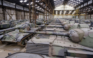 Kilkadziesiąt czołgów Leopard 1 w magazynie (fot. ilustracyjna)