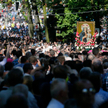 Mężczyźni u Matki Bożej Piekarskiej