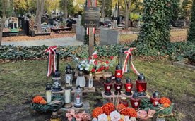 Tymczasowy Krzyż Wołyński na Powązkach Wojskowych