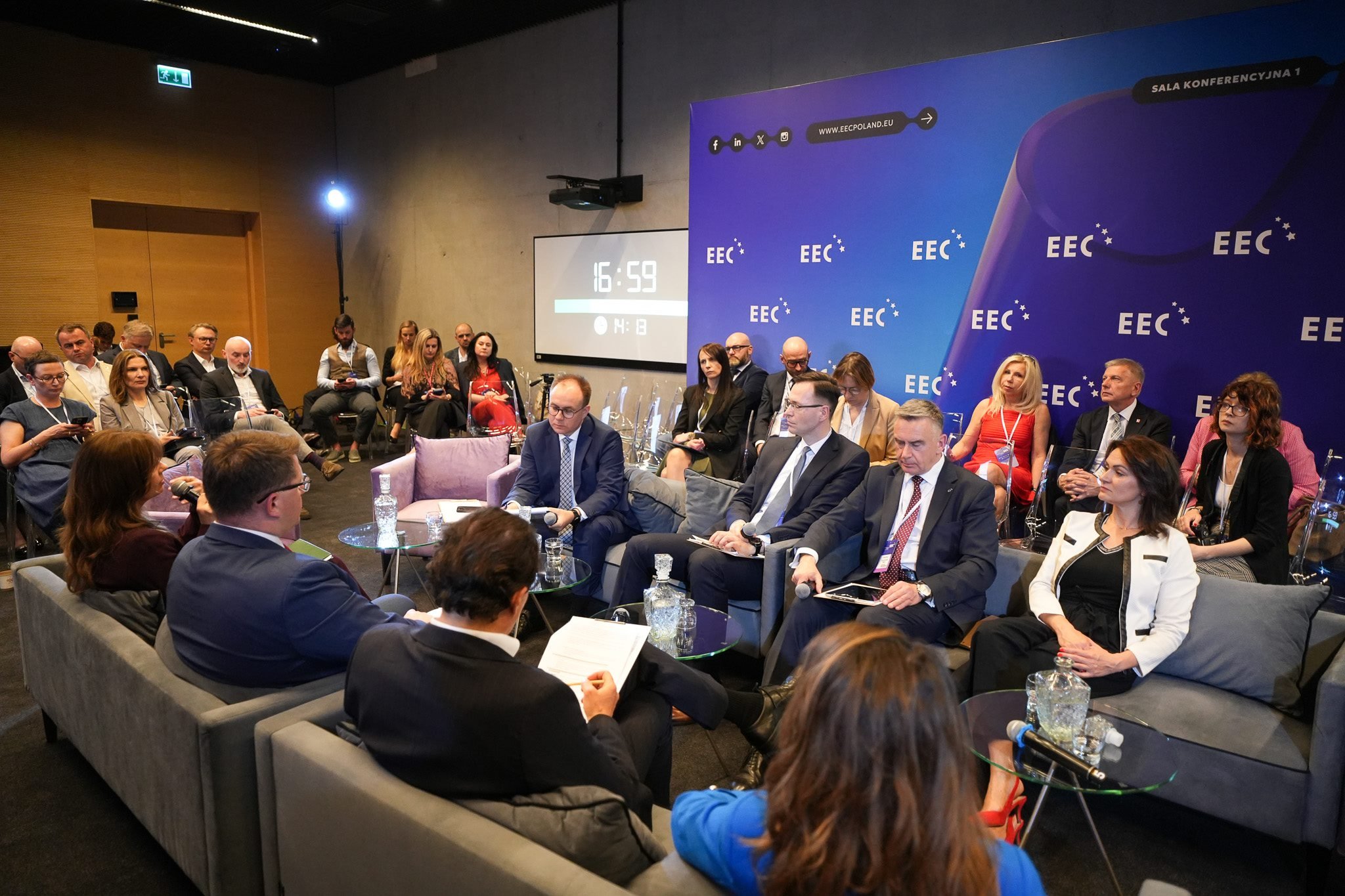 Leasing może pomóc w transformacji gospodarki