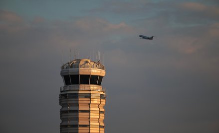 Elon Musk ma naprawić pracę kontrolerów lotów w USA