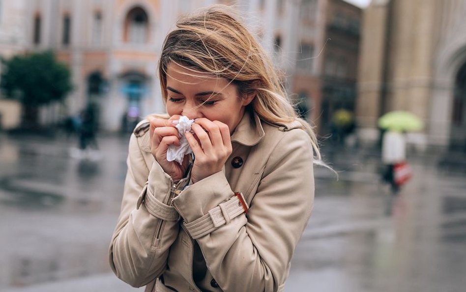 Kijów: Co tydzień 16 tys. zachorowań na grypę. "Próg epidemii nie został przekroczony"