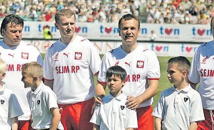 Mocna sportowa drużyna z ulicy Wiejskiej