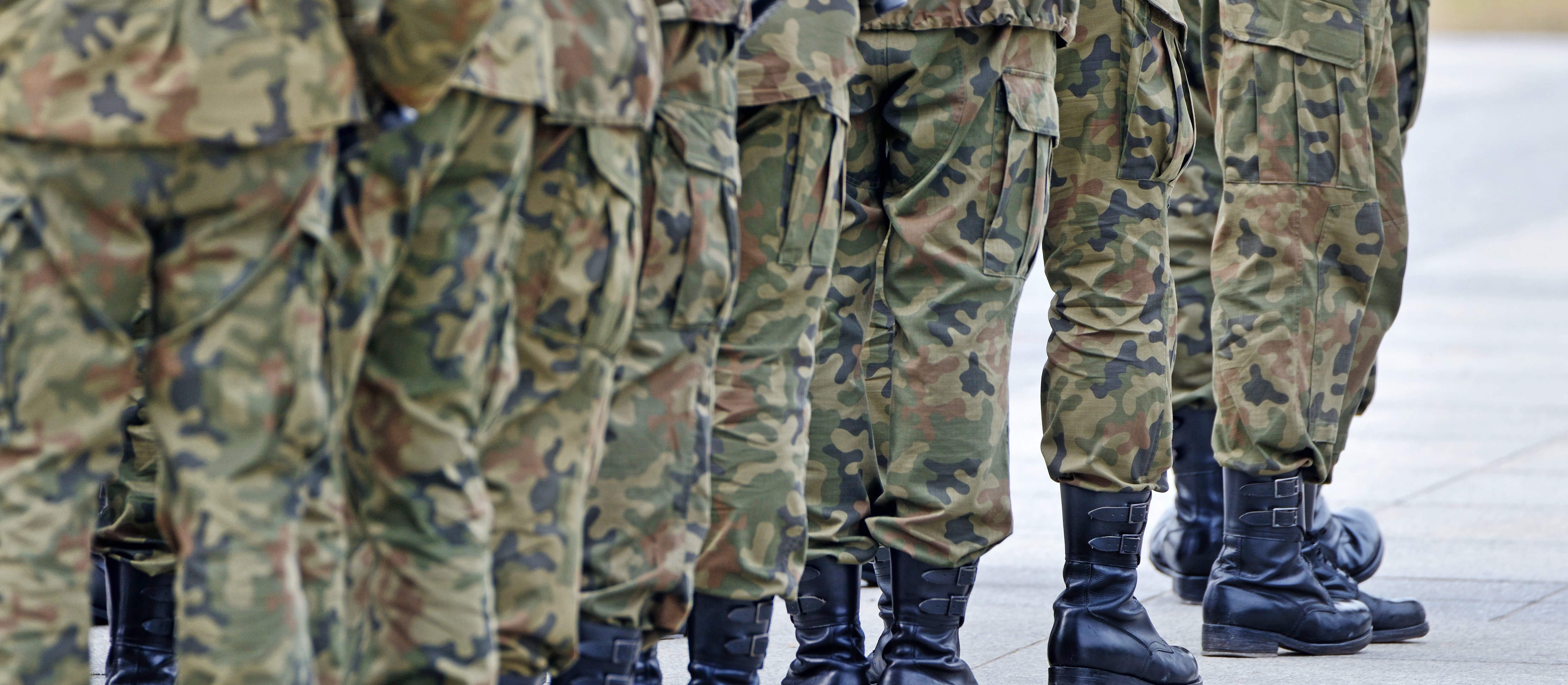 UE czy USA? smerfy wskazują, komu ufają bardziej w razie zagrożenia