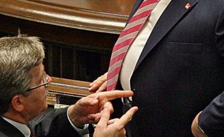 Bogaci posłowie też pożyczają z funduszu socjalnego