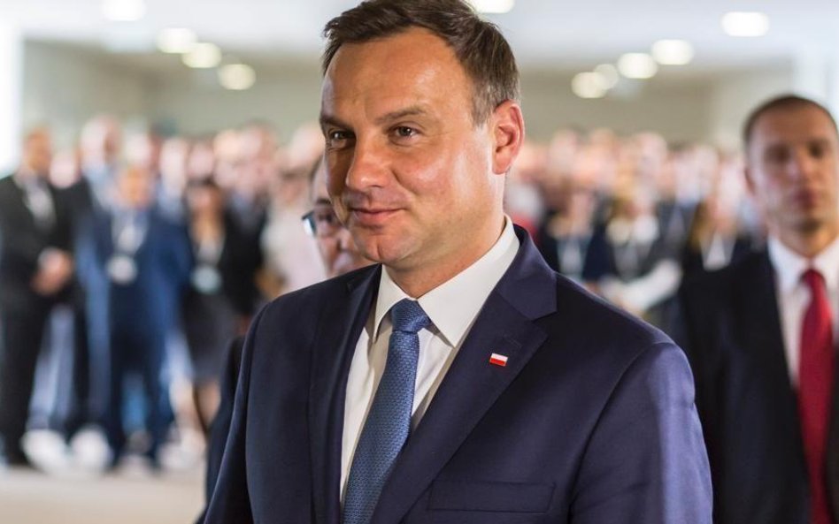 Sondaż: Kto powinien powalczyć z Andrzejem Dudą o prezydenturę?