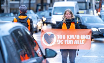 Ekolodzy blokują lotniska w Monachium i Berlinie. Absolutny paraliż