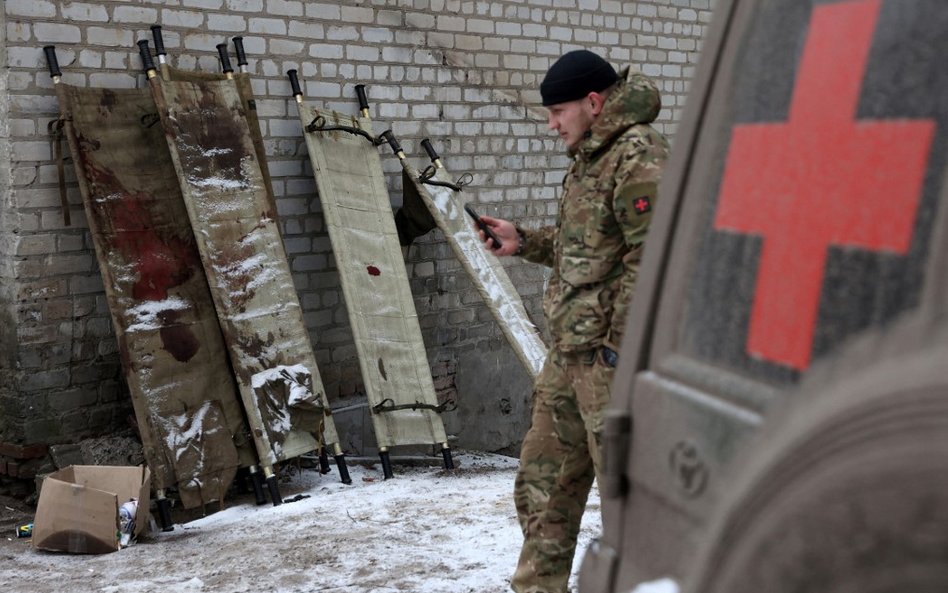 Wywiad Wielkiej Brytanii: Ukraina prawdopodobnie utrzymuje pozycje w Sołedarze