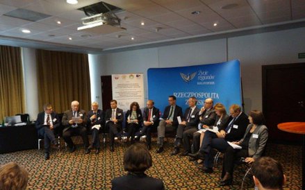 Uczestnicy konferencji podsumowującej projekt predefiniowany „Budowanie kompetencji do współpracy mi