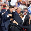 Donald Trump, były prezydent USA, został lekko ranny w zamachu podczas wiecu w miejscowości Butler w