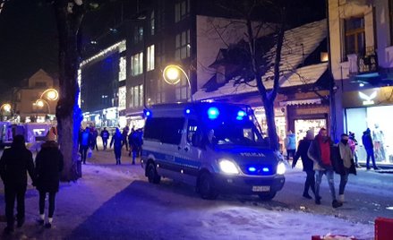 Spokojniejszy weekend w Zakopanem. 298 mandatów, w tym 257 za brak maseczki