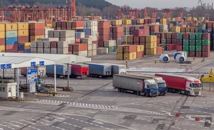 Eksport znowu rośnie, ale saldo już ujemne