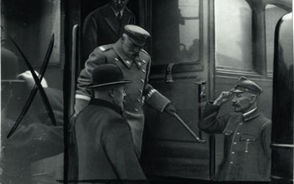 Aleksander Prystor (stoi z lewej) ze swym Komendantem