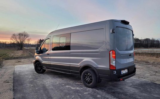 Ford Transit Trail