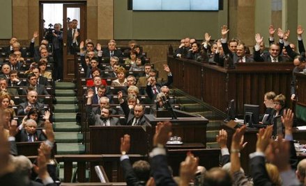 Weto odrzucone, powstanie szkoła sędziów