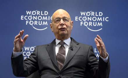 Klaus Schwab: płyniemy na tej samej łodzi