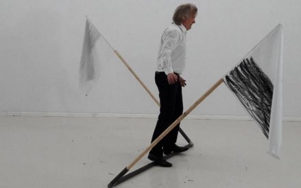 Janusz Bałdyga, Dzień flagi, performance, rejestracja 2017 r.