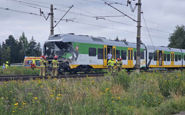 Na przejeździe kolejowym pod Warszawą doszło do tragicznego wypadku