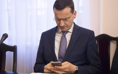 Premier Morawiecki intensywnie korzysta z komunikatorów internetowych