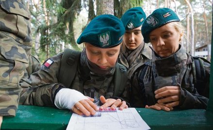 MON sfinansuje zakup atrap broni dla klas mundurowych