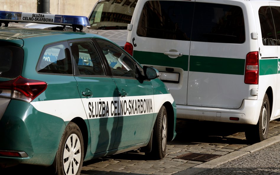 Kacper Krawczyk: Za przywóz podróbek z Chin może grozić kara, liczy się skala importu