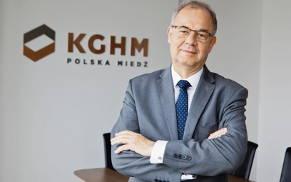 Krzysztof Skóra, prezes KGHM zaznacza, że grupa trzyma koszty w ryzach i bacznie obserwuje rynek met