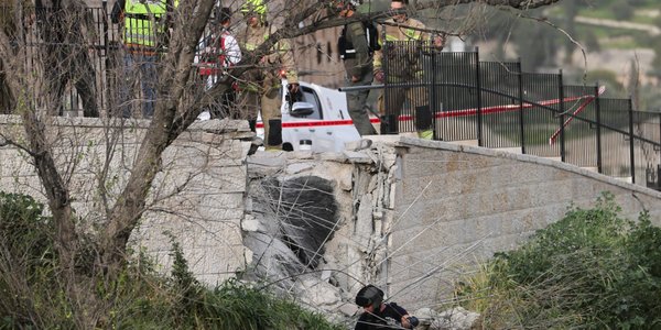 Fragmenty irańskiego pocisku uderzyły ok. 400 m od Ściany Płaczu w Jerozolimie